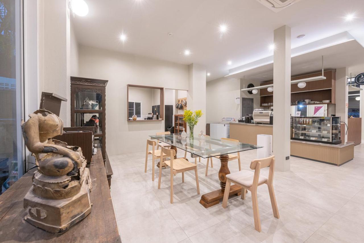 Alt Pingriver Coworking & Coliving Space Chiang Mai Esterno foto